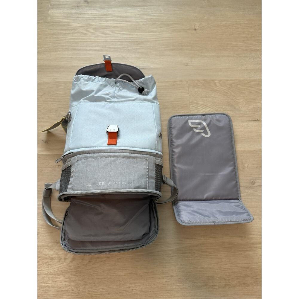 JetKids by Stokke Crew Backpack Blue And Gray Expandable - Picture 9 of 16
